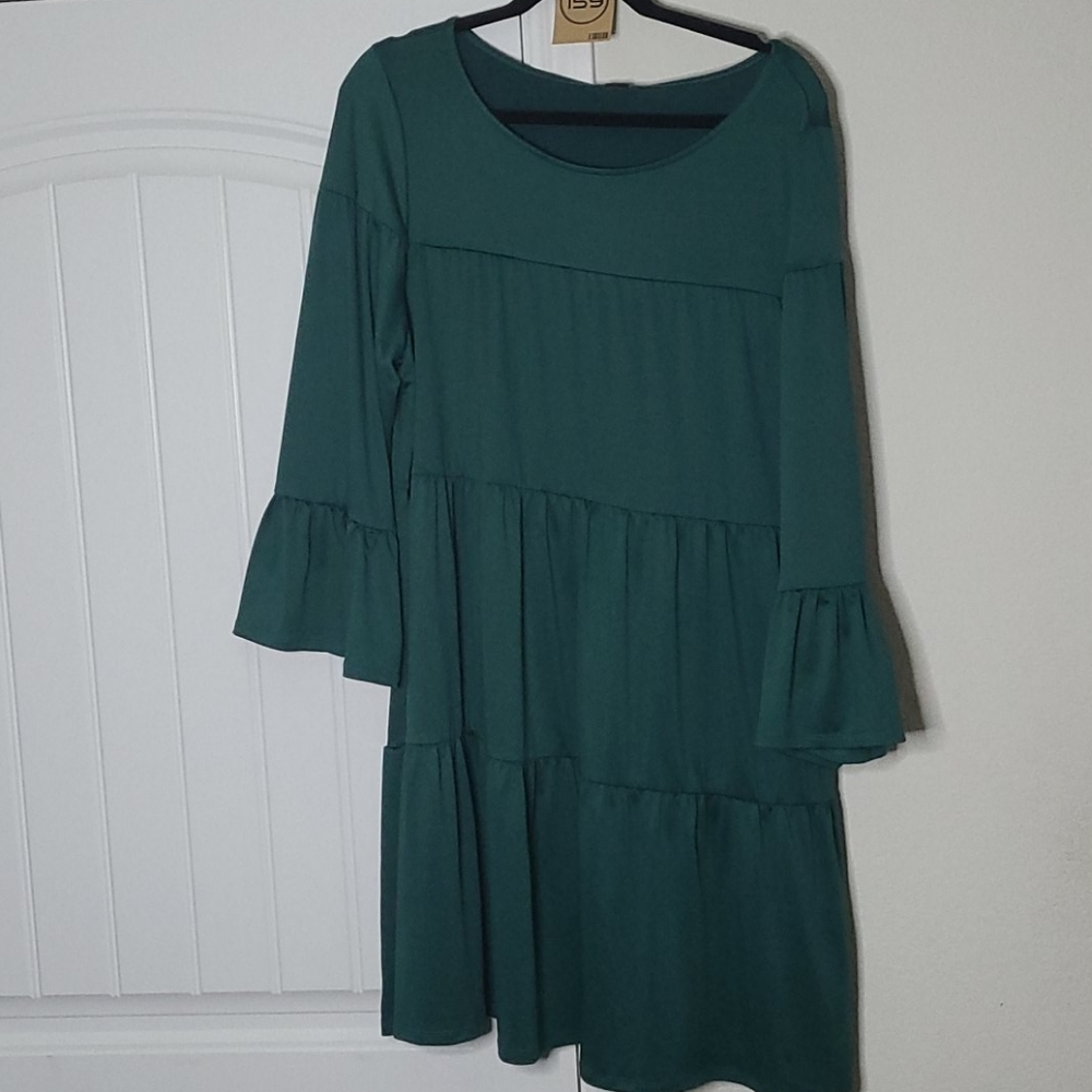 Women's Emerald Holiday dress